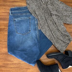 Plus size mid-rise jeans